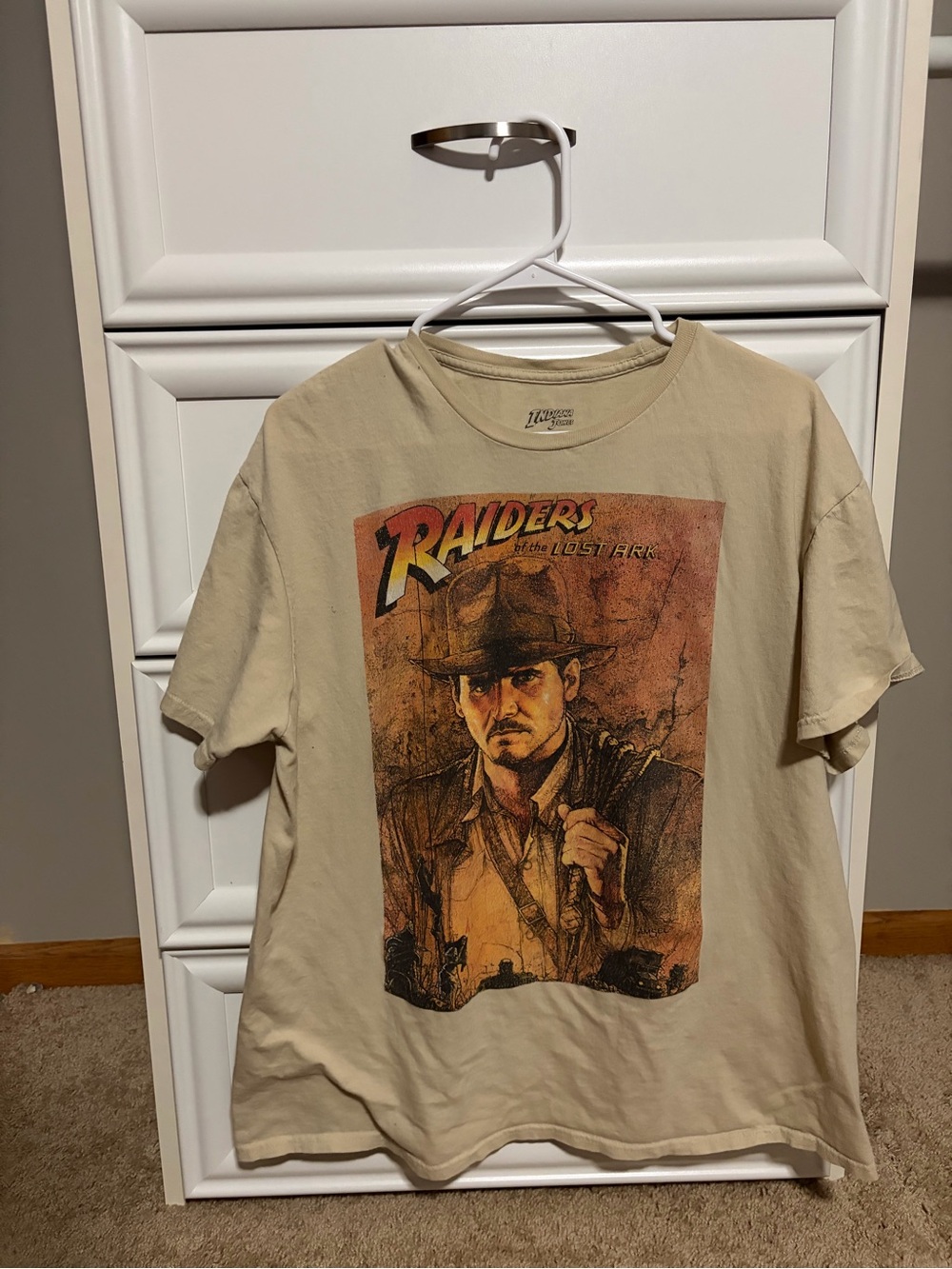Vintage-Style Raiders Indiana Jones Graphic Tee - Beige